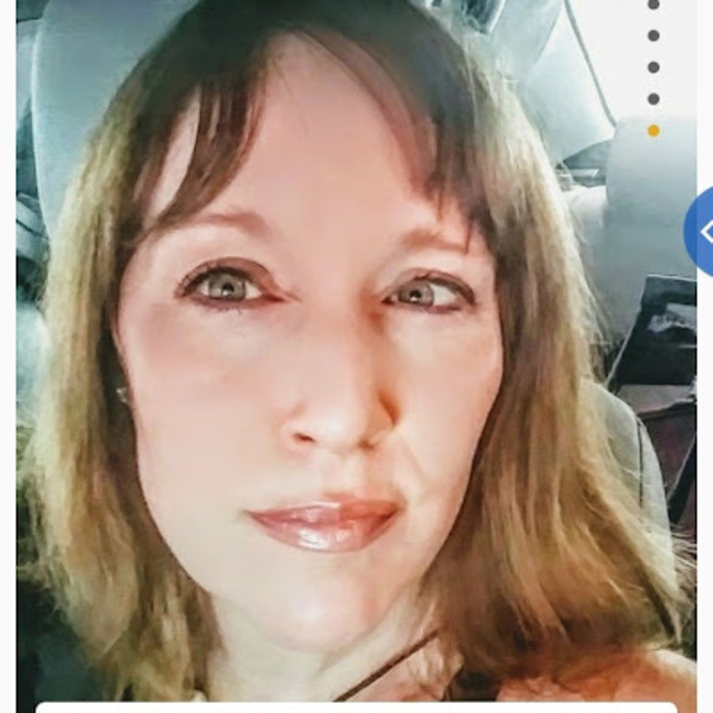 Meet your Posher, Catherine